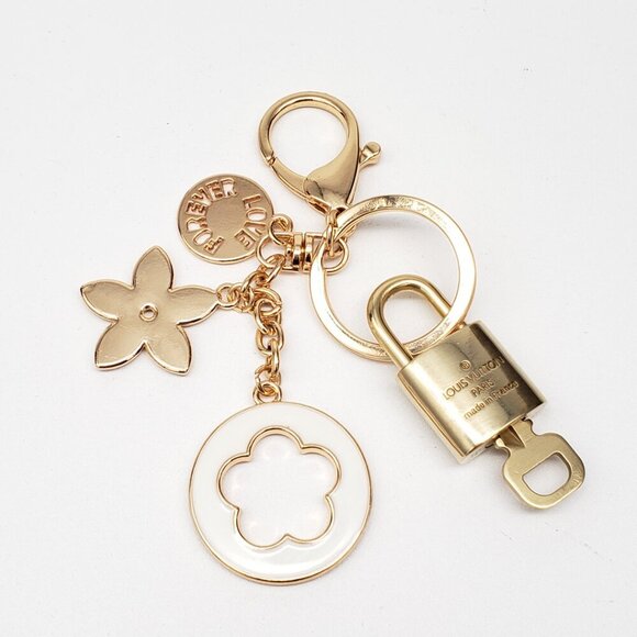 Authentic Louis Vuitton Lock & Key with unbranded Bagcharm, Keycharm, Keychain - Picture 7 of 8